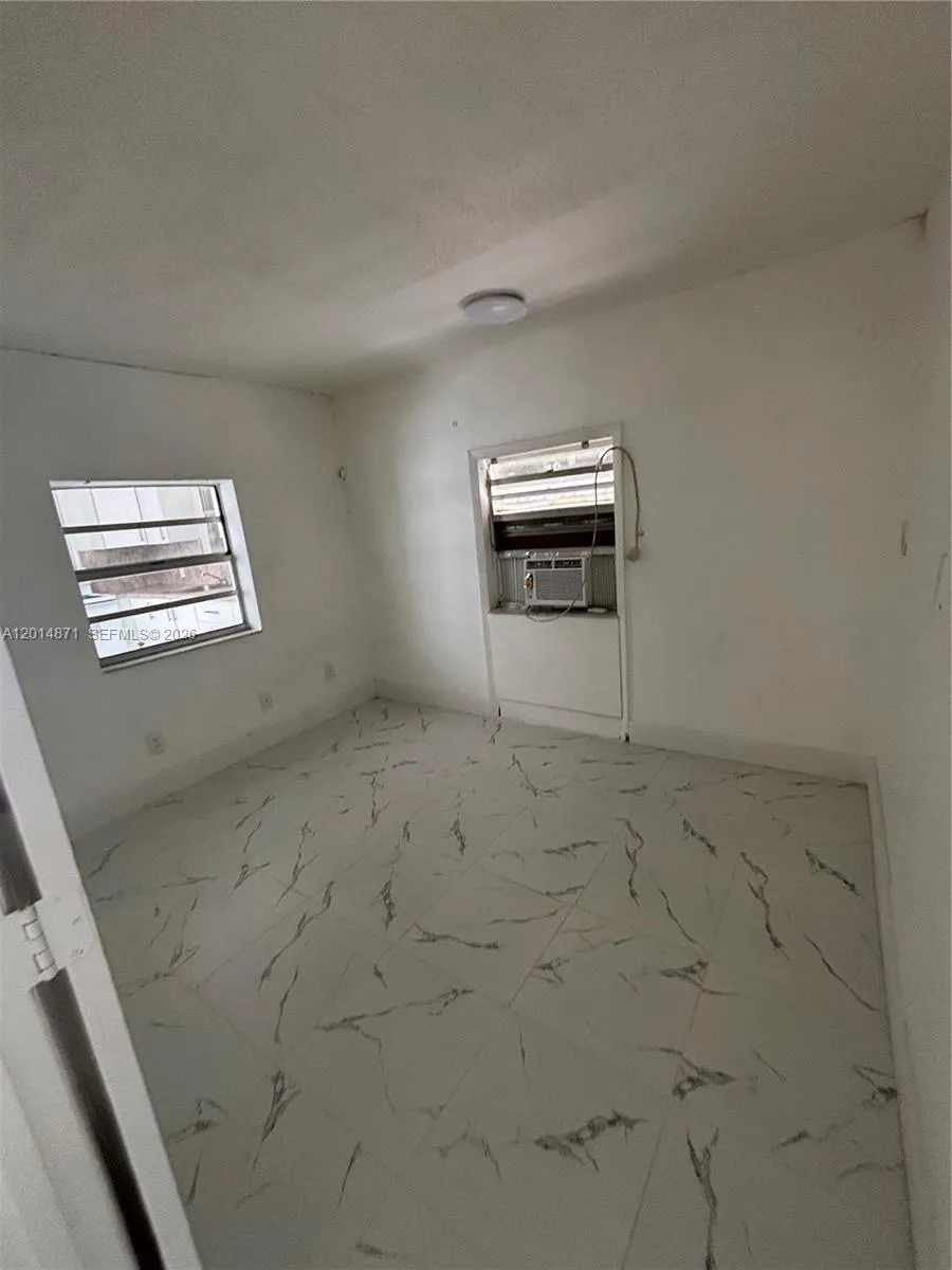 116 Allen Rd, West Park FL 33023