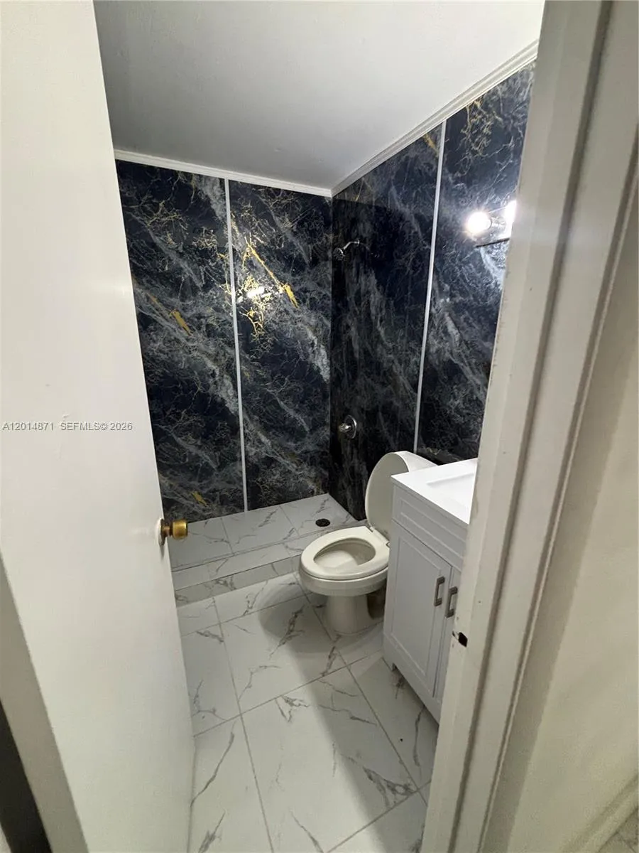 116 Allen Rd, West Park FL 33023