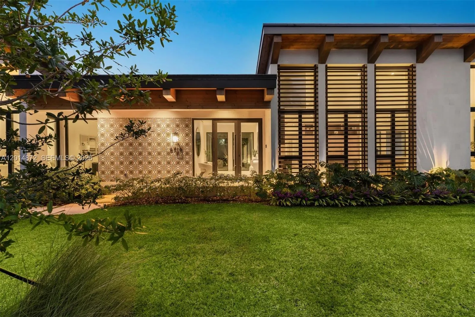 6716 San Vicente St, Coral Gables FL 33146