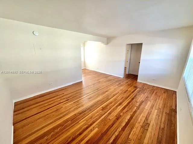700 NE 85th St # 15, Miami FL 33138