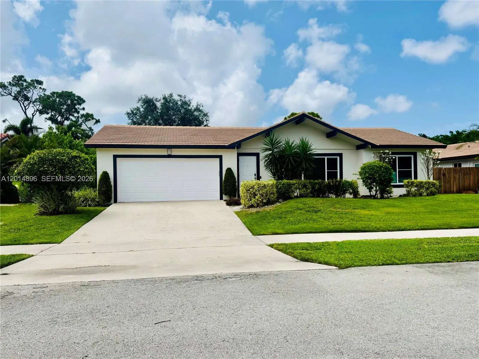 2411 NW 31st St, Boca Raton FL 33431