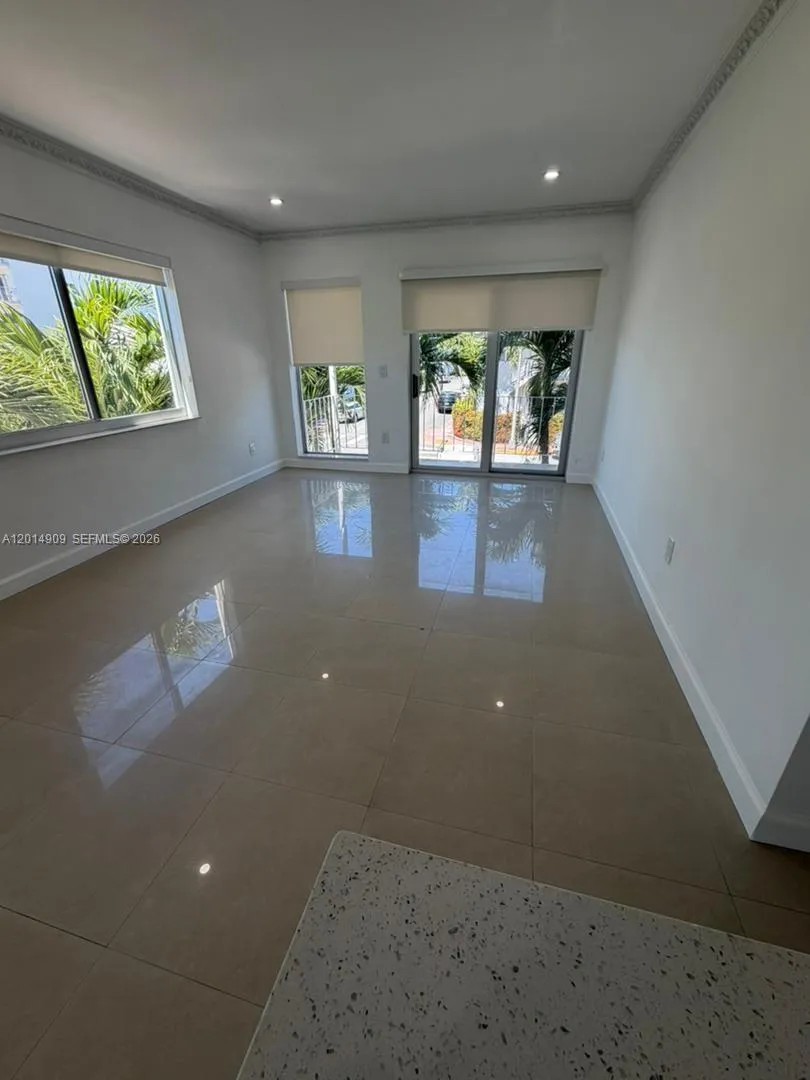 641 Espanola Way # 14, Miami Beach FL 33139
