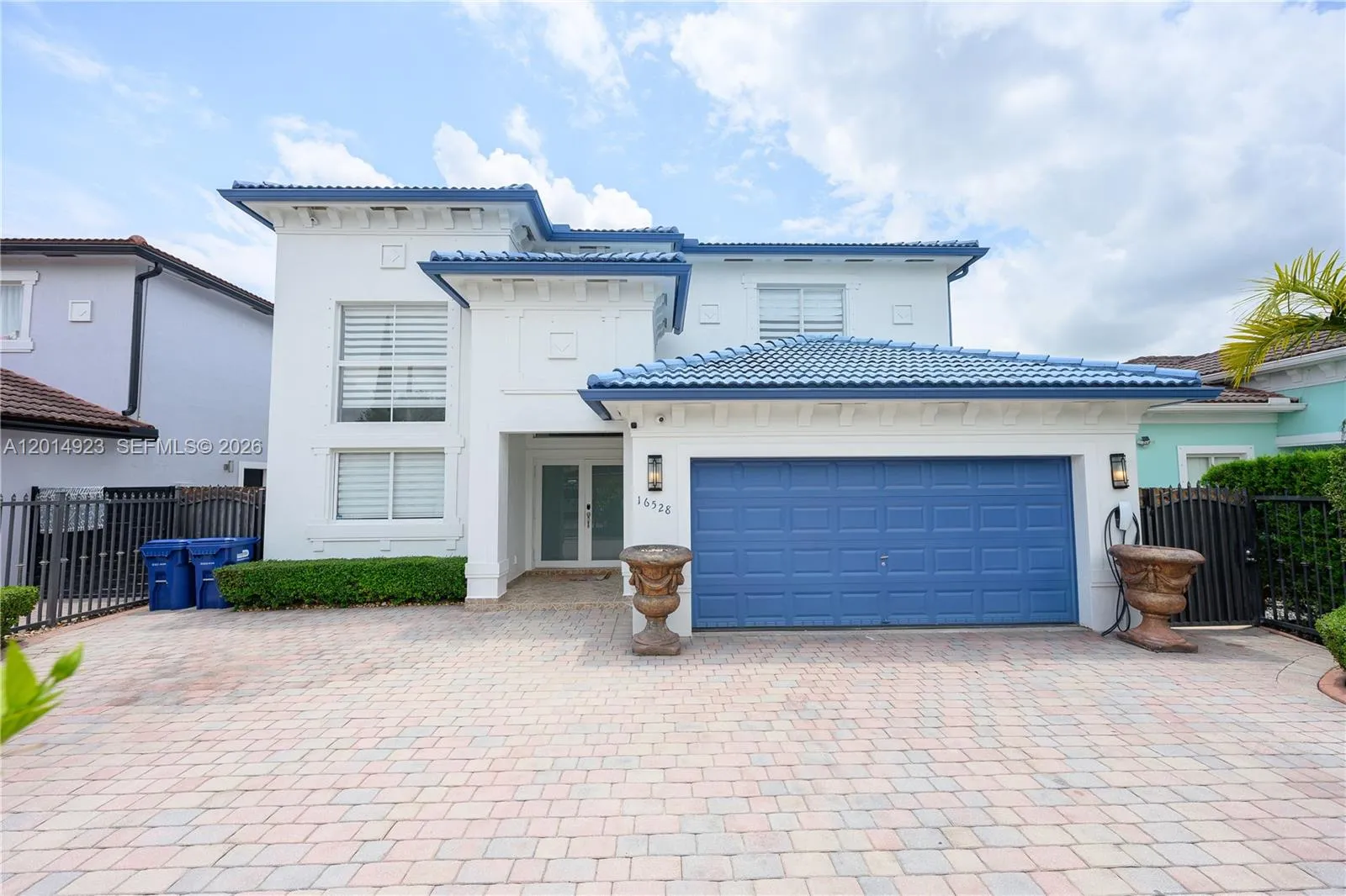 16528 SW 44th St, Miami FL 33185