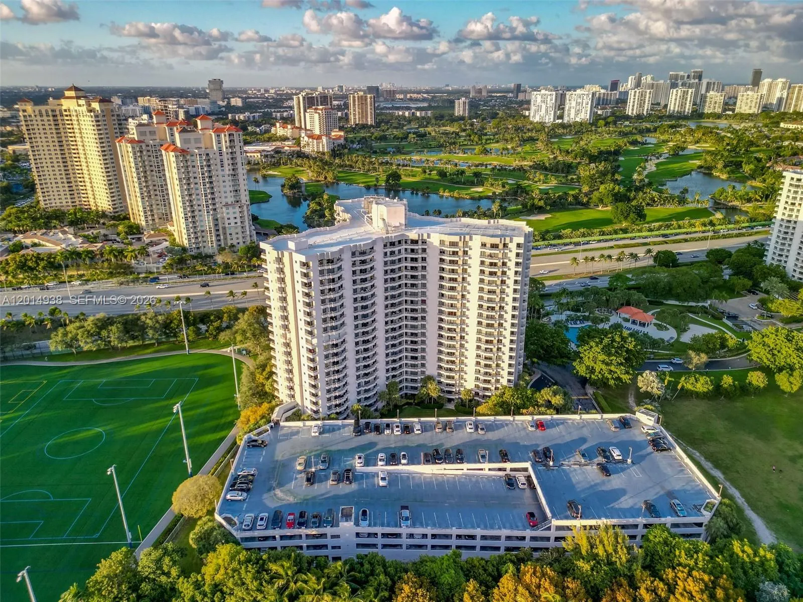 3300 NE 191st St # 1816, Aventura FL 33180
