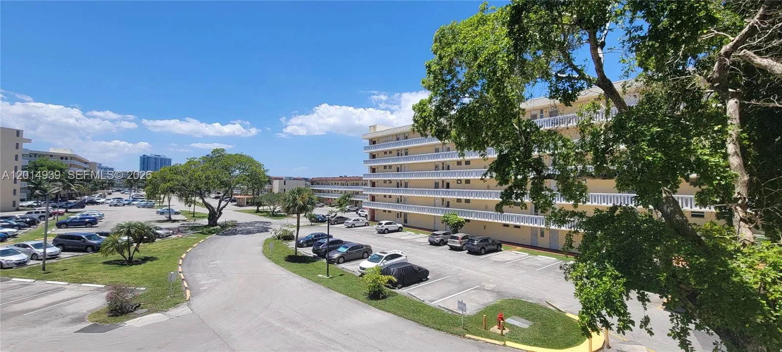 2980 E Point East Dr # D301, Aventura FL 33160