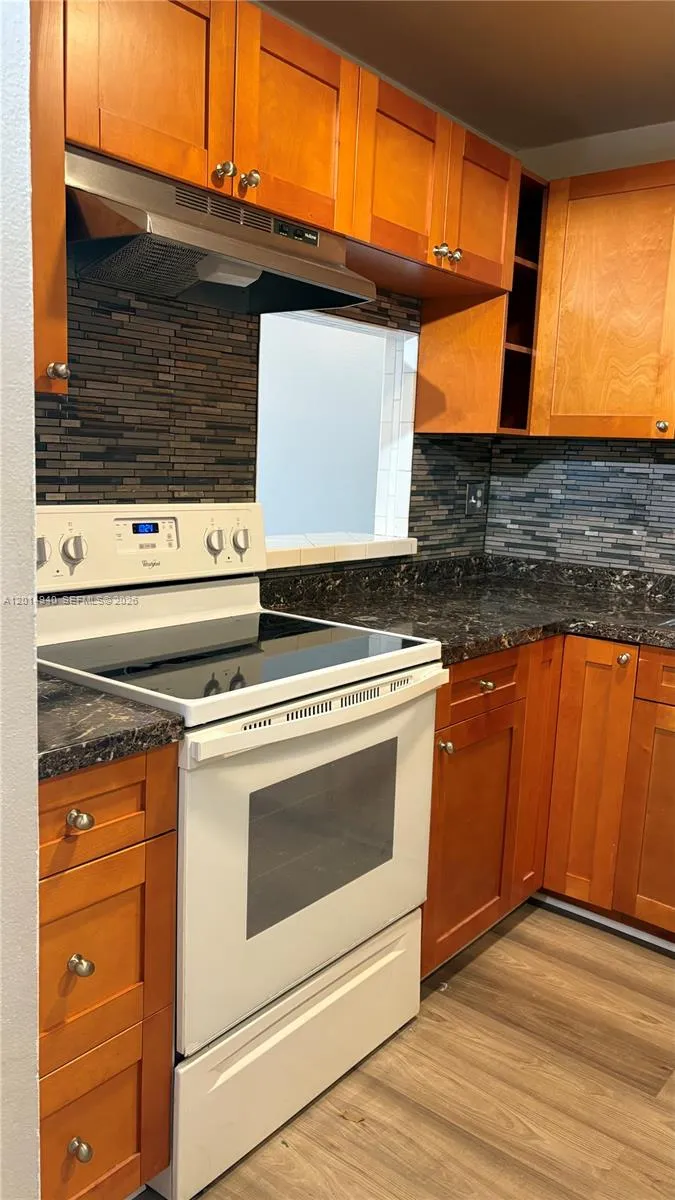4334 NW 9th Ave # 2F, Deerfield Beach FL 33064