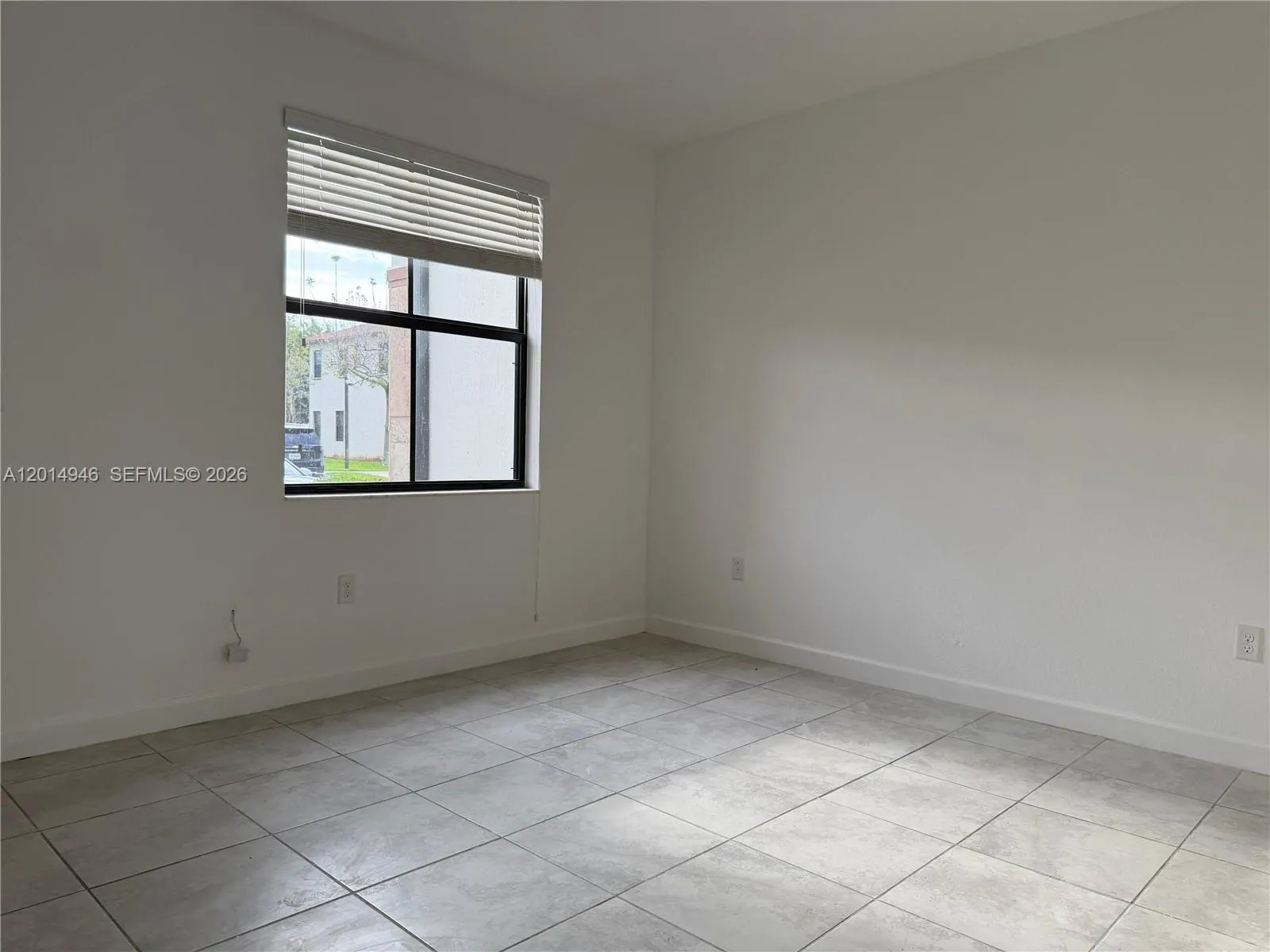 10606 W 33rd Way # 10606, Hialeah FL 33018