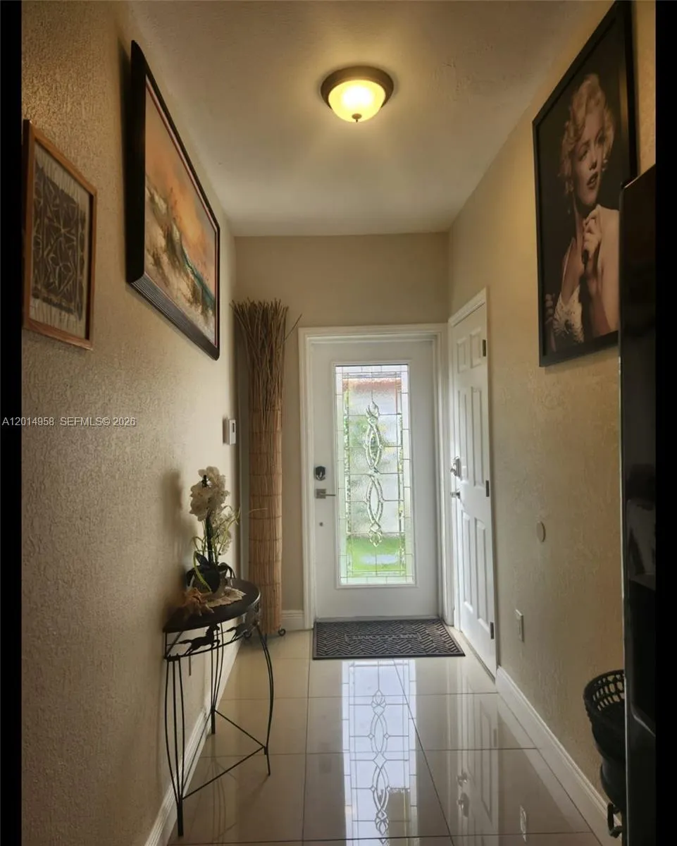 1935 NW 96th St, Miami FL 33147