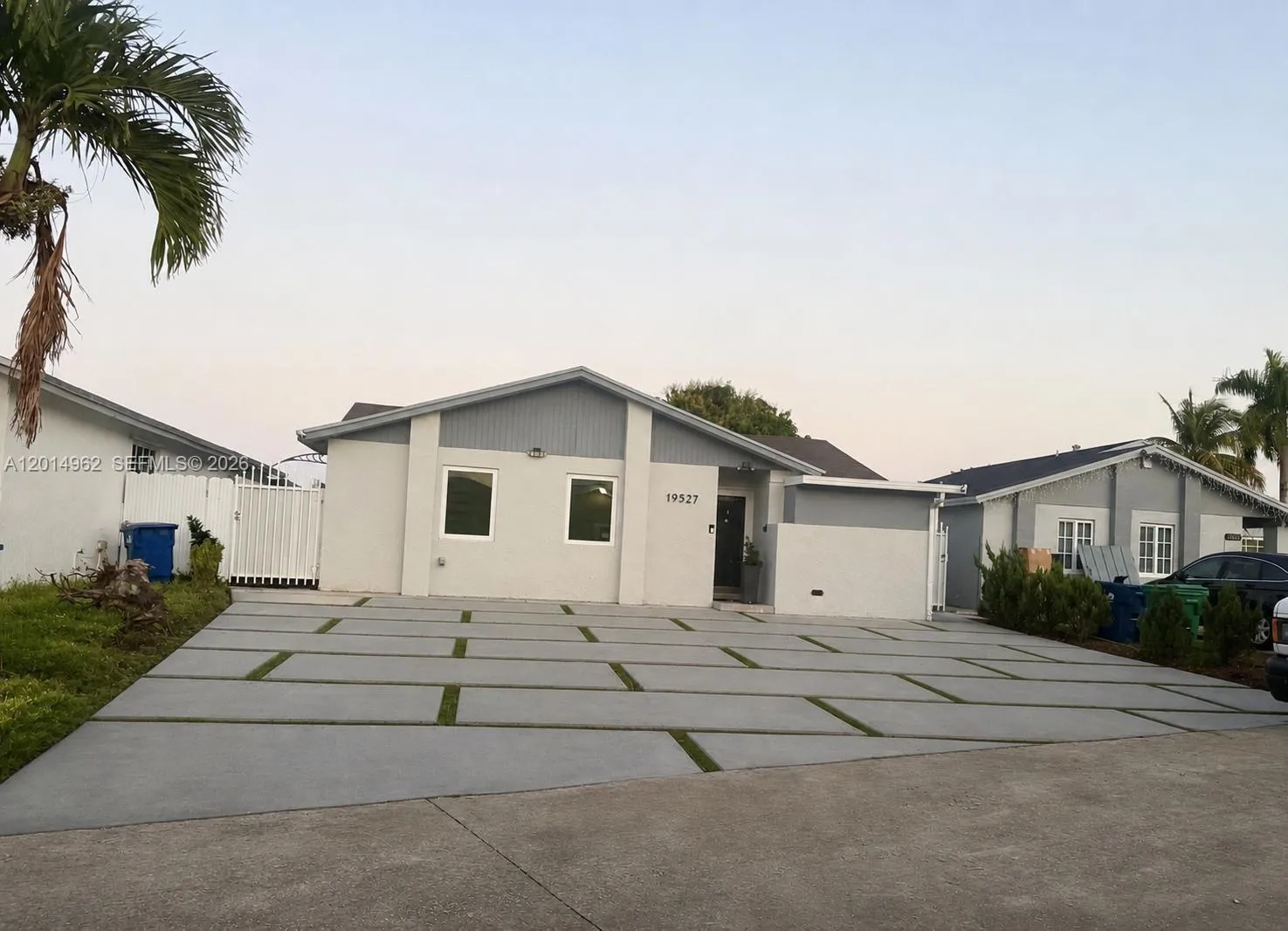 19527 NW 50th Ct, Miami Gardens FL 33055