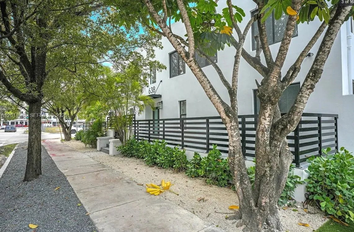 638 SW 21st Ave # 1, Miami FL 33135