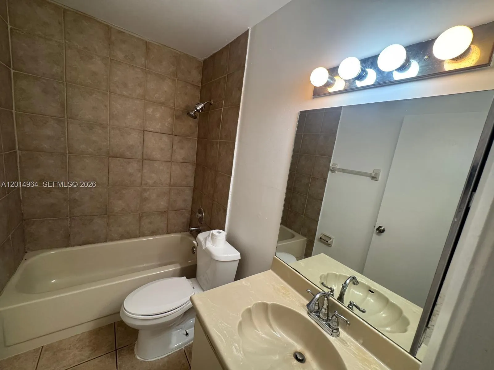 142 NW 60th Ave # 2, Margate FL 33063