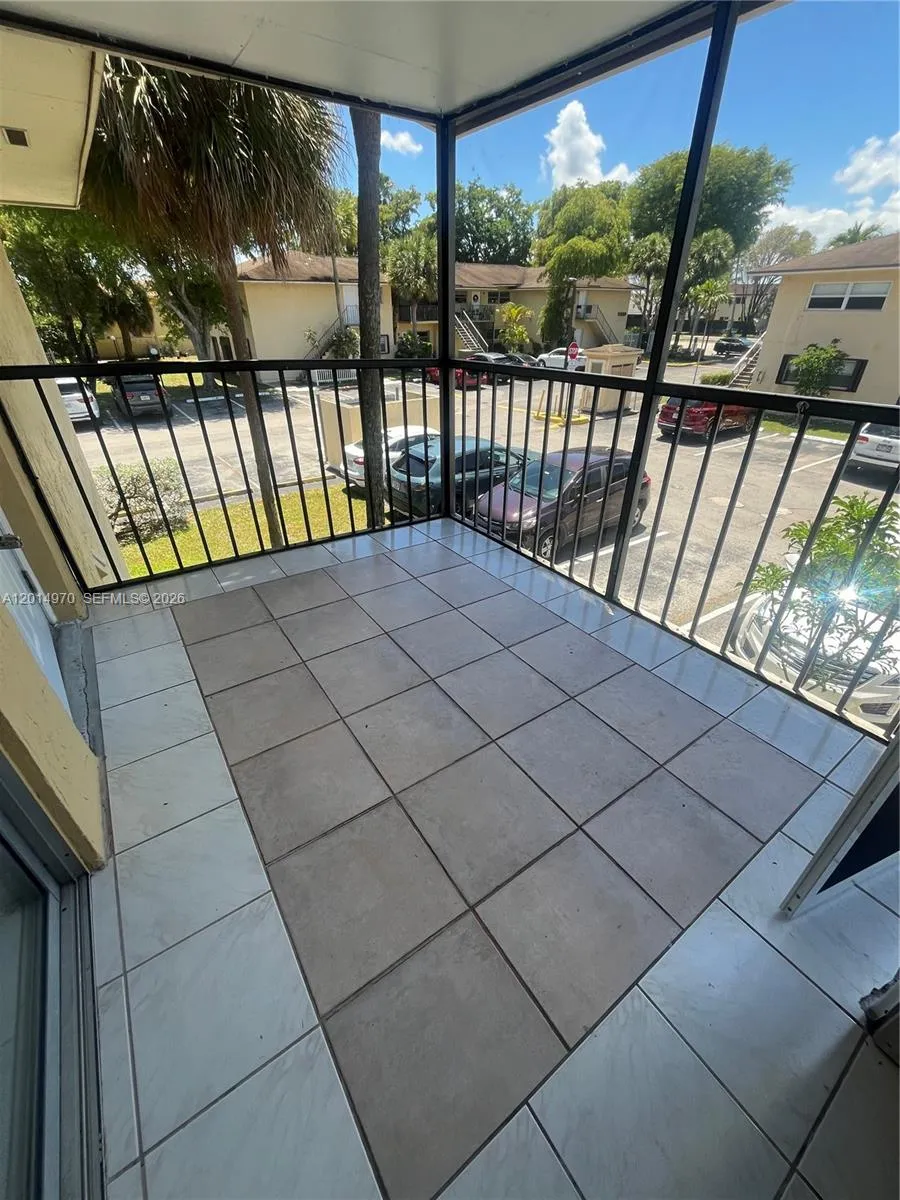 15609 SW 73rd Cir Ter # 12, Miami FL 33193