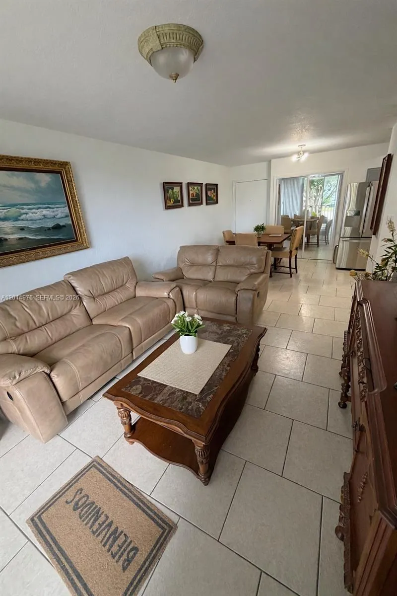 310 Fontainebleau Blvd # 206, Miami FL 33172