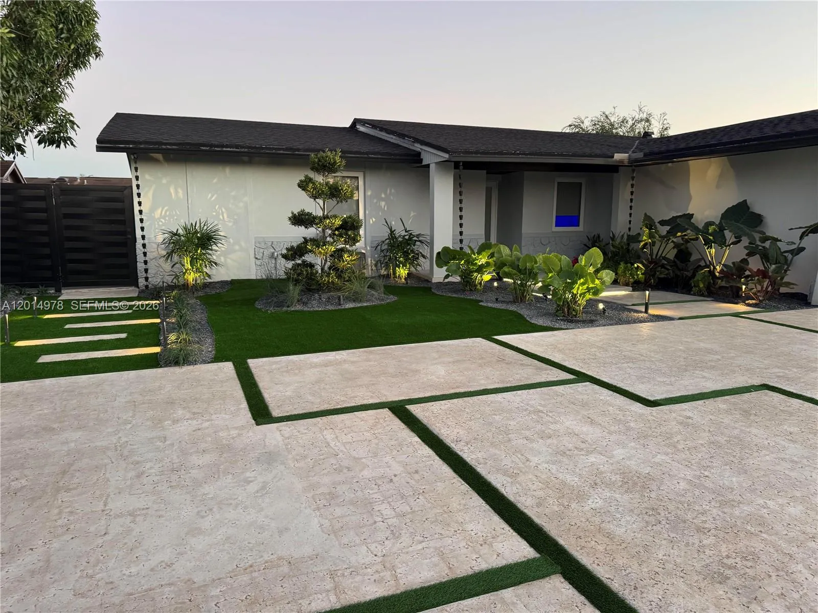 3 bedroom 2 bath for sale at 7541 SW 135th Ave, Miami FL 33183
