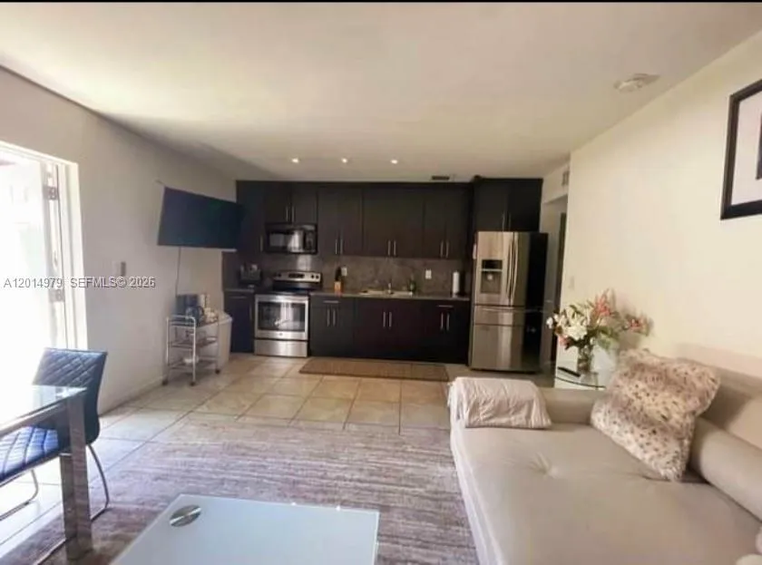 315 NW 59th St # 2, Miami FL 33127
