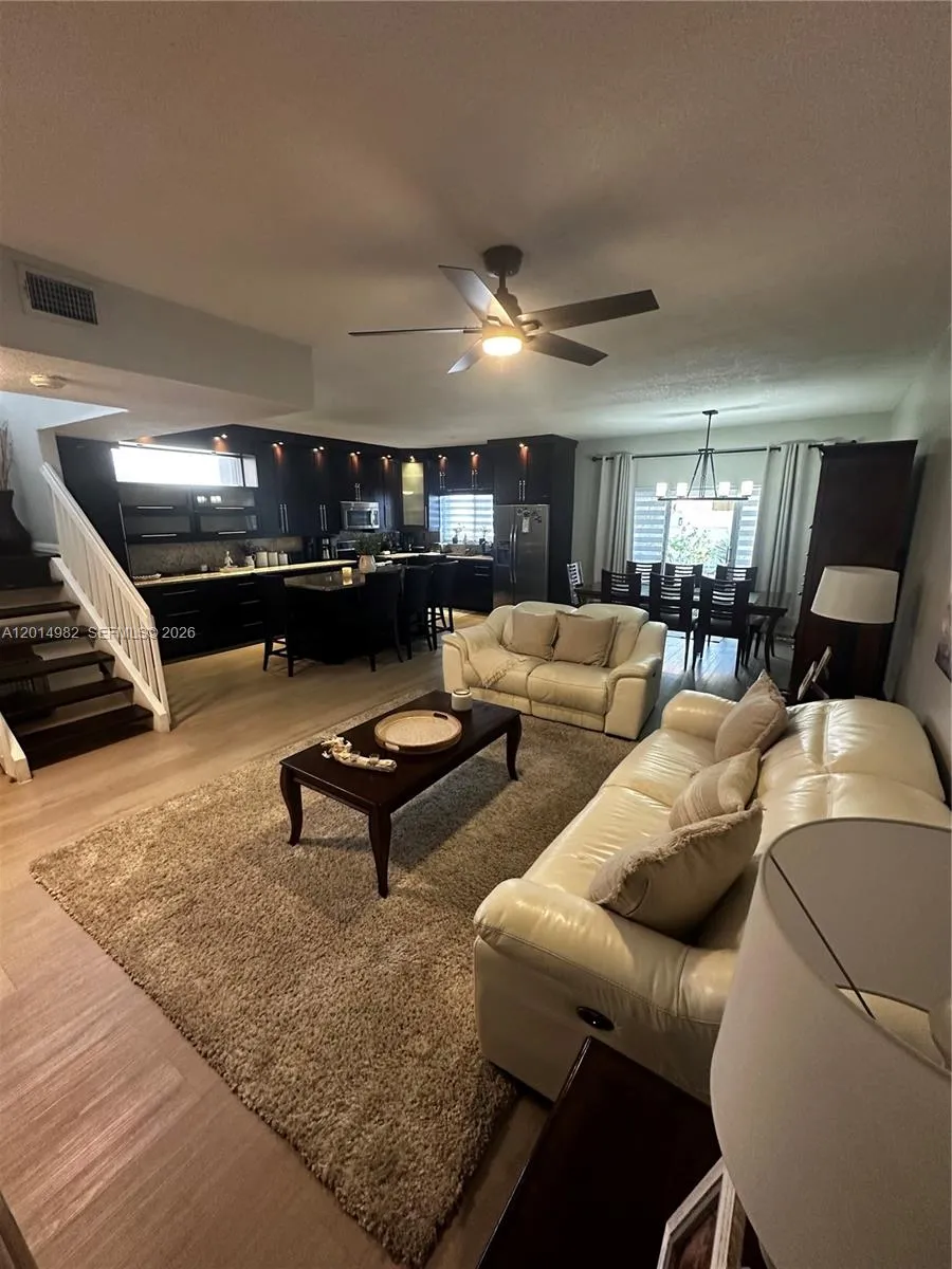 8211 NW 191st Ln # 35L, Hialeah FL 33015