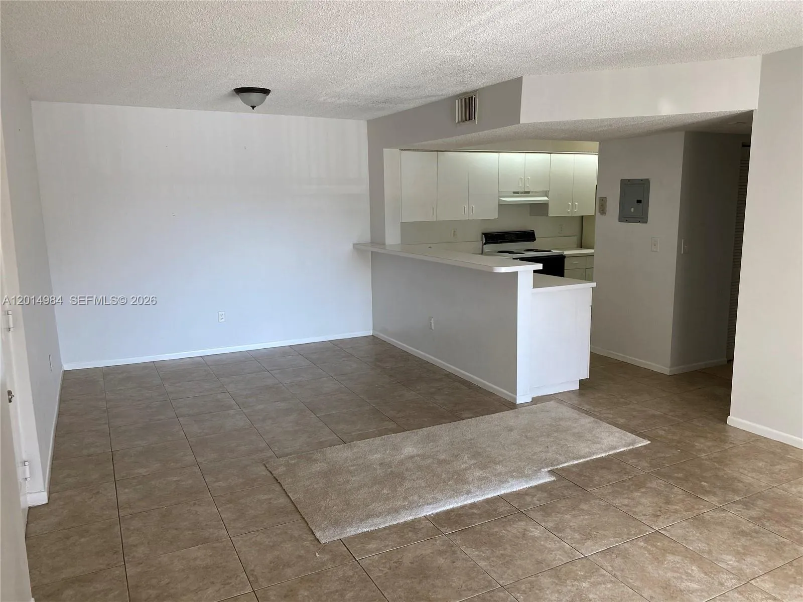 18820 NW 57th Ave # 203, Hialeah FL 33015