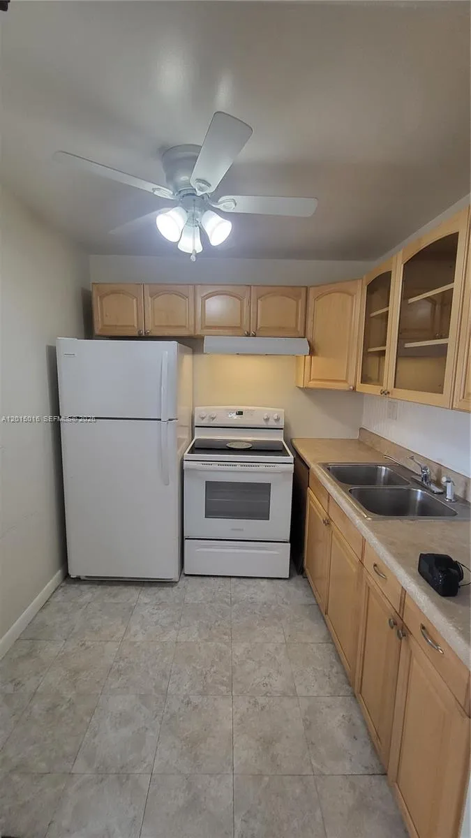 132 Andover F # 132, West Palm Beach FL 33417