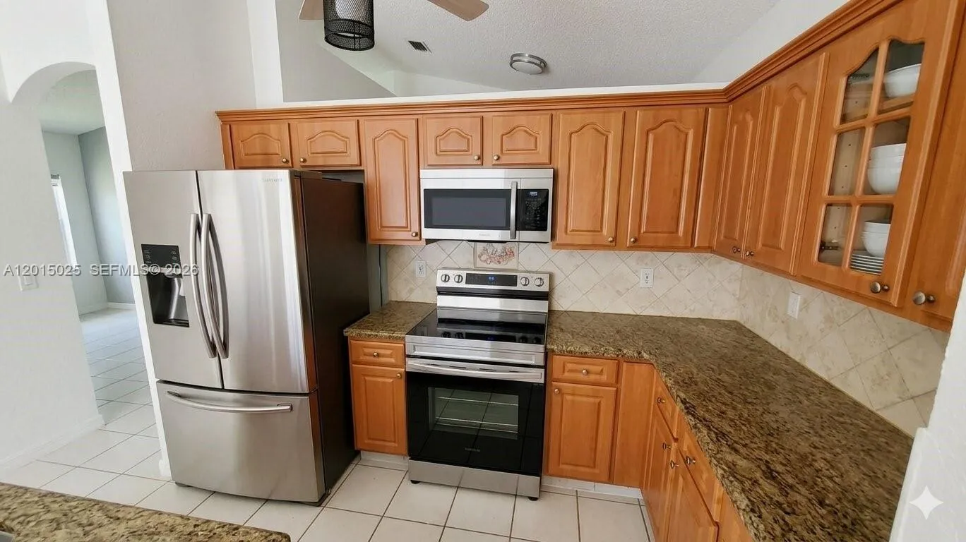 10273 SW 162nd Ct, Miami FL 33196