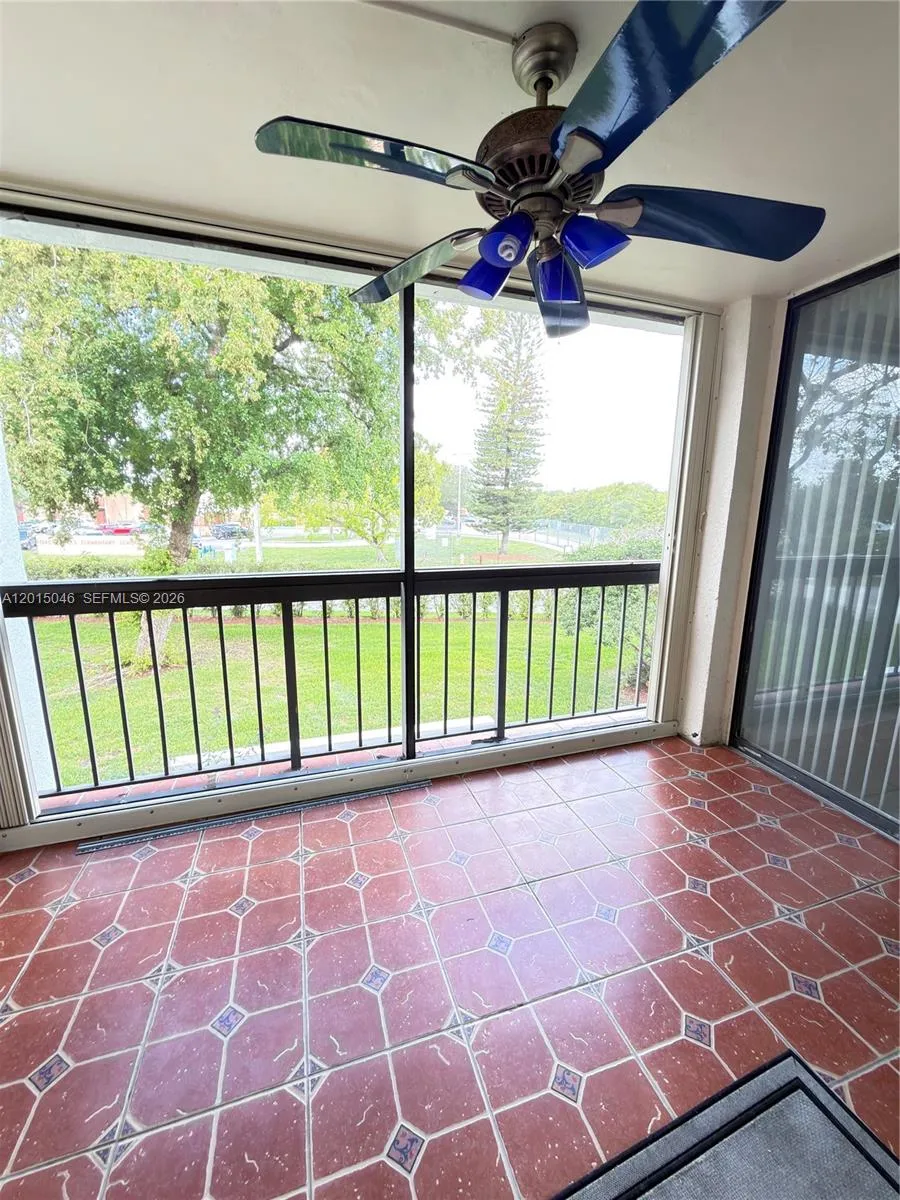 8441 Forest Hills Dr # 202, Coral Springs FL 33065
