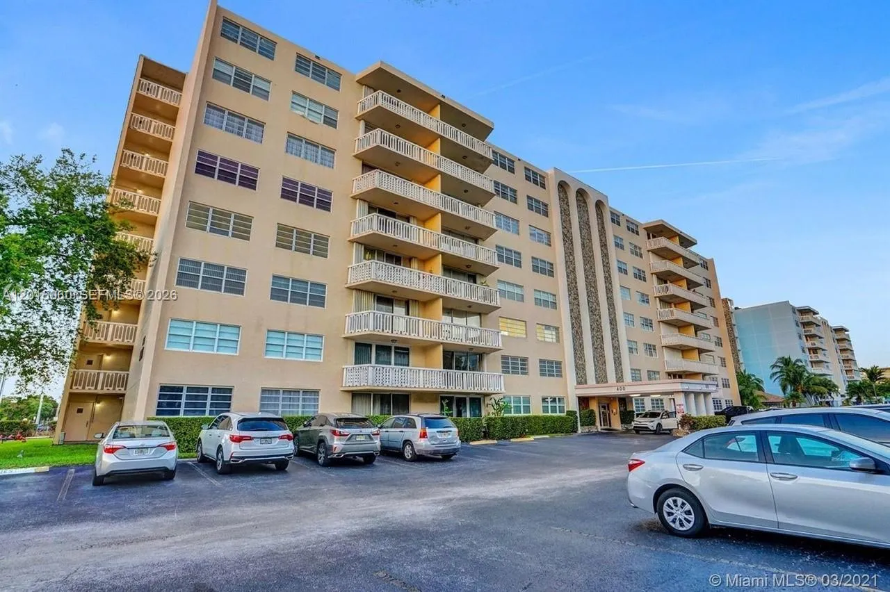 1 bedroom 1 bath for sale at 12590 NE 16th Ave # 210, North Miami FL 33161