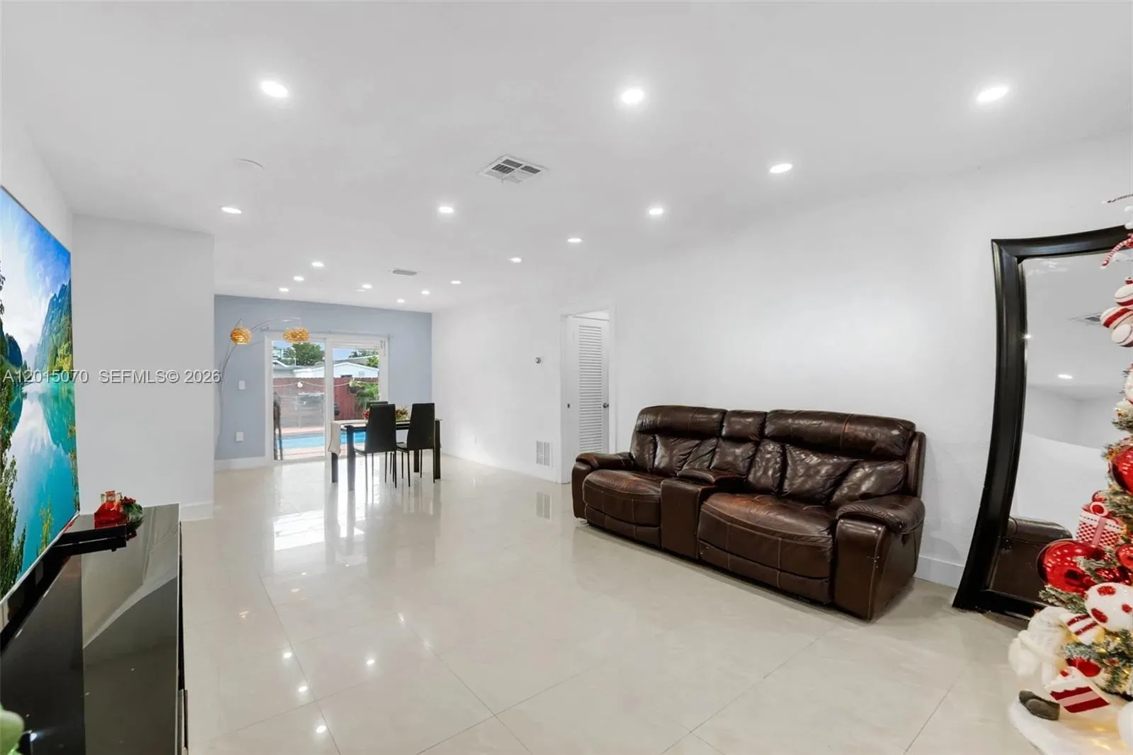 1820 N 27th Ave, Hollywood FL 33020