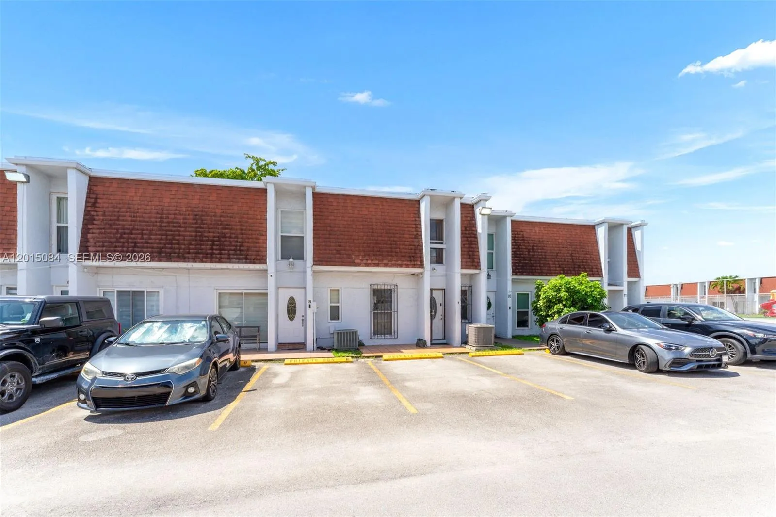 606 NW 107th Ave # 9B, Miami FL 33172