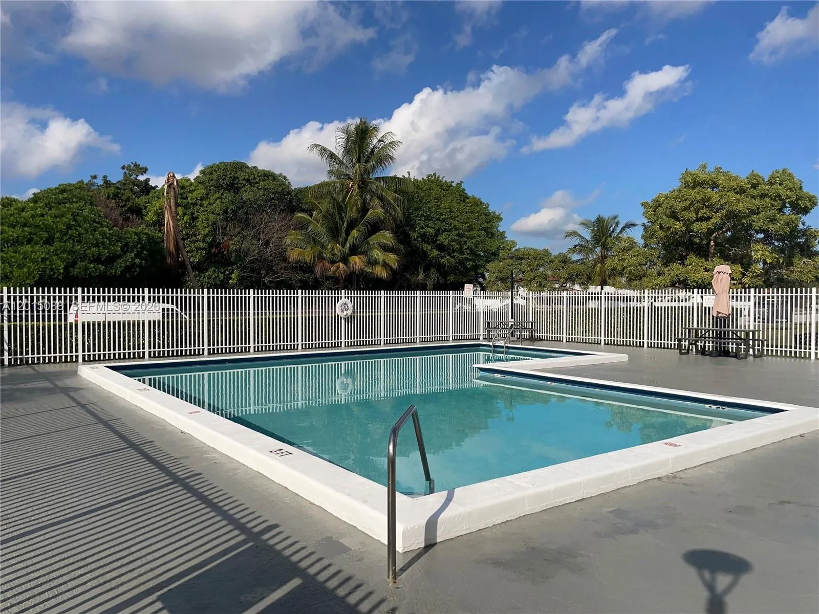 10300 Coral Way # 33, Miami FL 33165