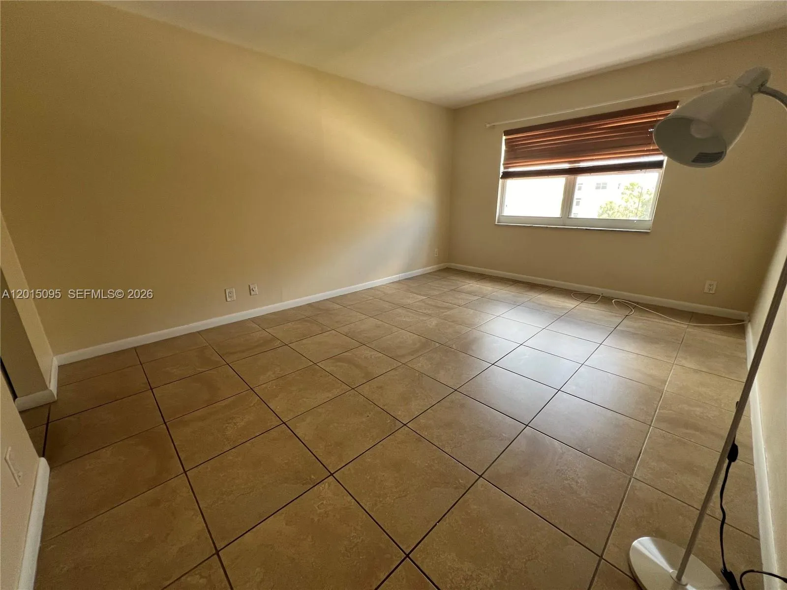 401 Golden Isles Dr # 314, Hallandale Beach FL 33009