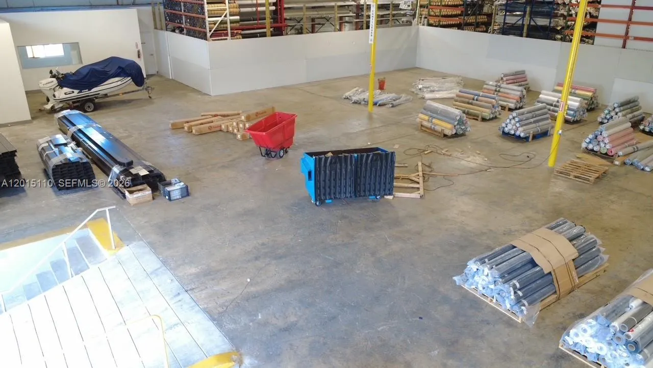 2290 W 8th Ave, Hialeah FL 33010