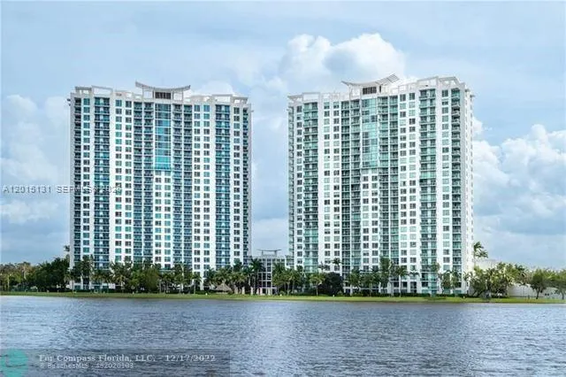 2681 N Flamingo Rd # 2004S, Sunrise FL 33323