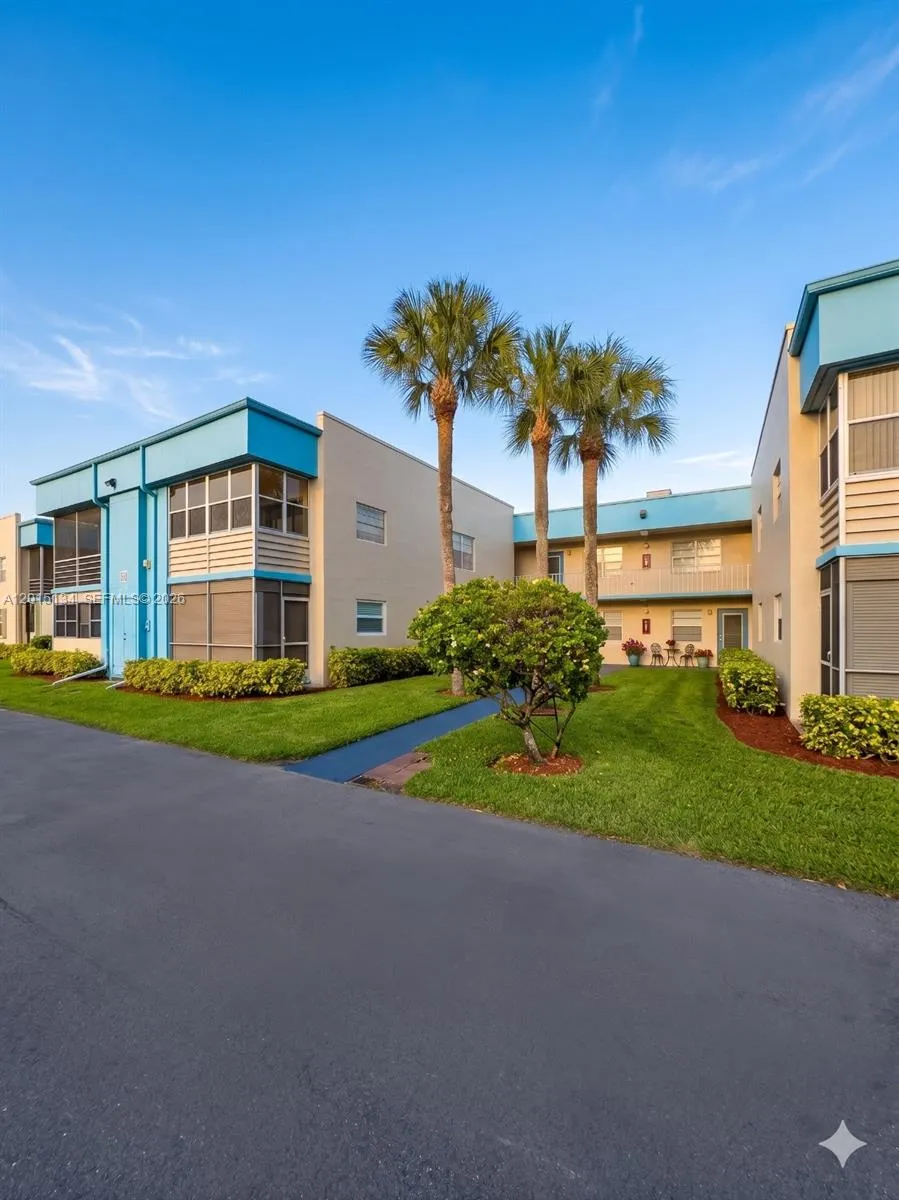 416 Burgundy I # I, Delray Beach FL 33484