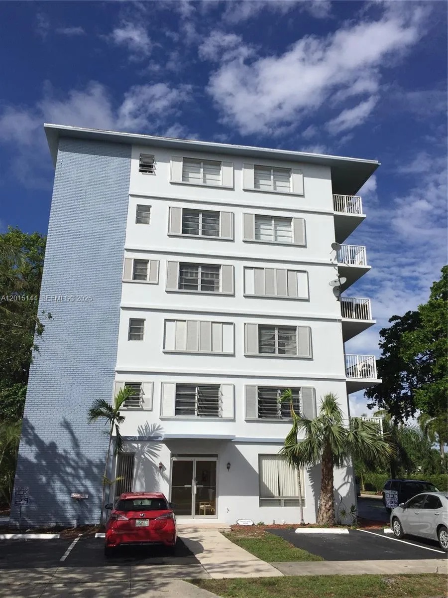 1701 Washington St # 604, Hollywood FL 33020