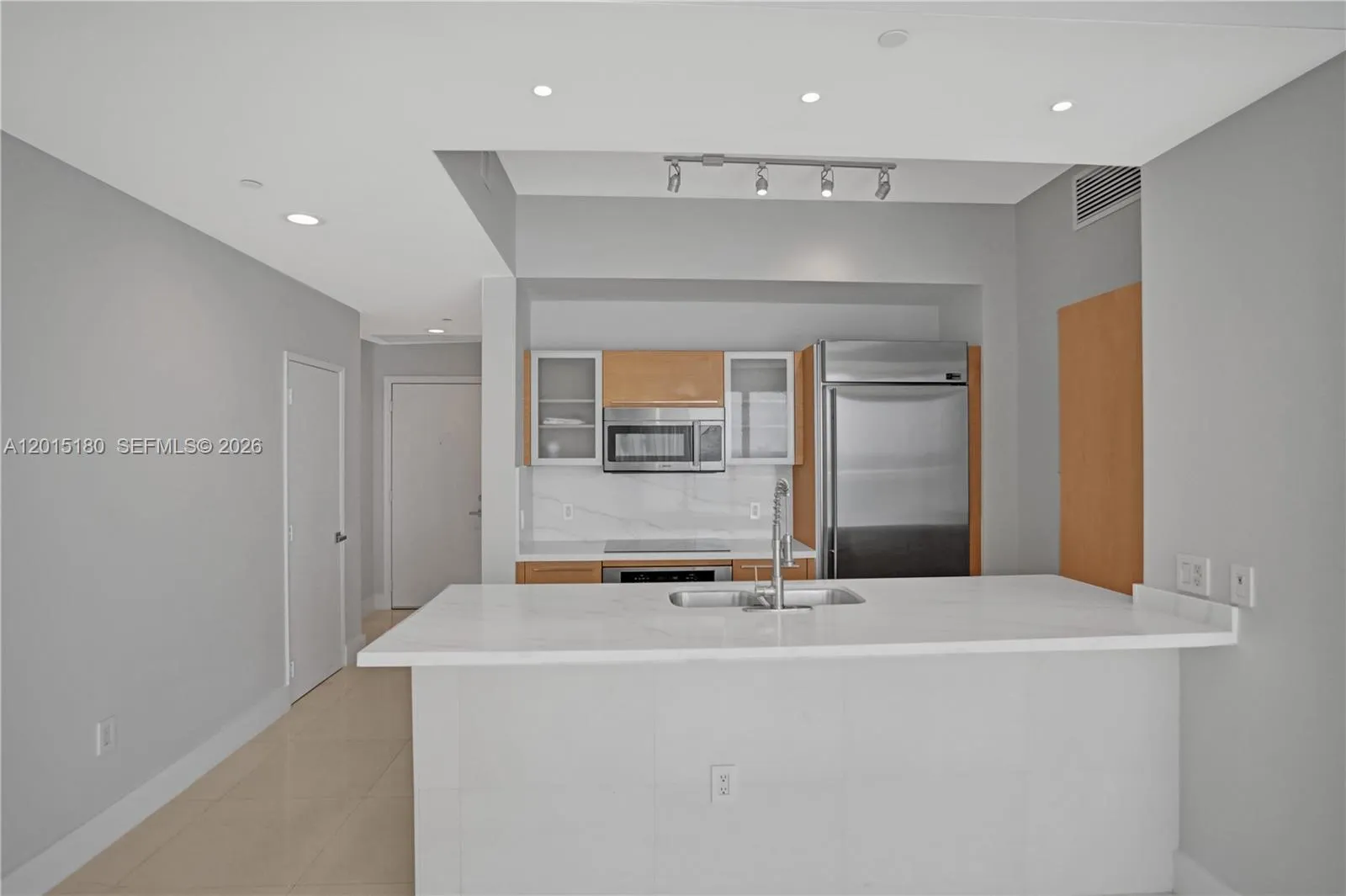 950 Brickell Bay Dr # 4610, Miami FL 33131