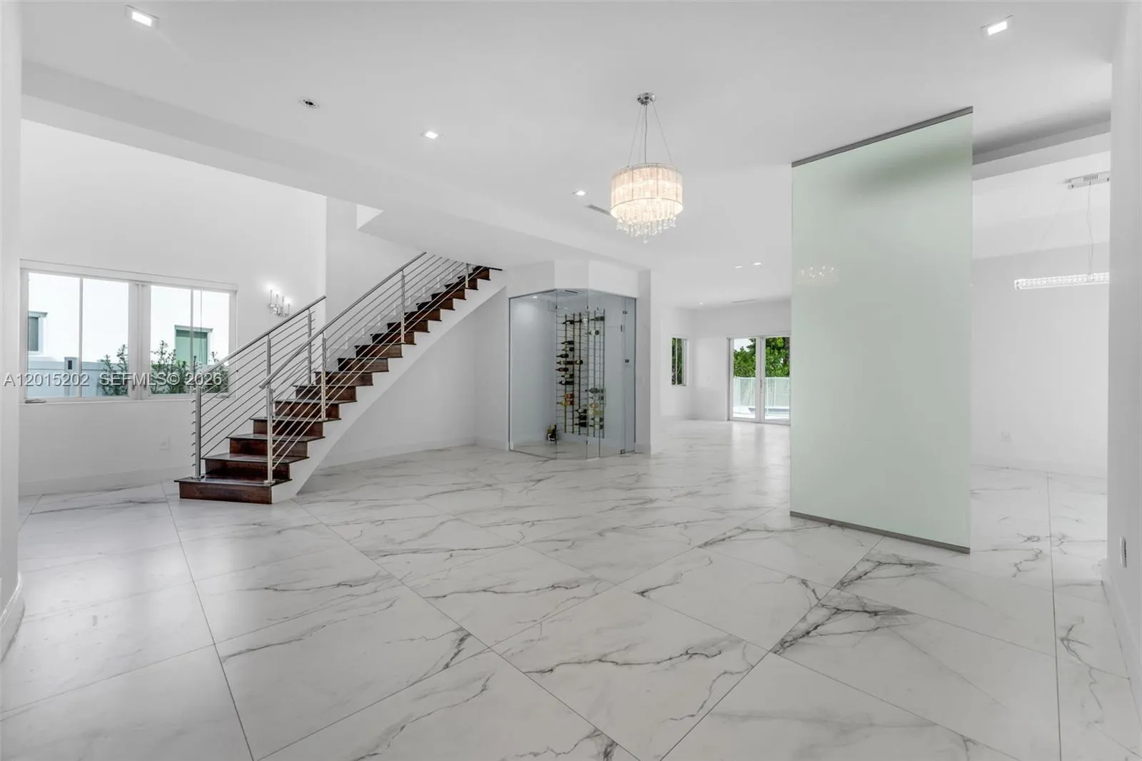8221 NW 34th Dr, Doral FL 33122