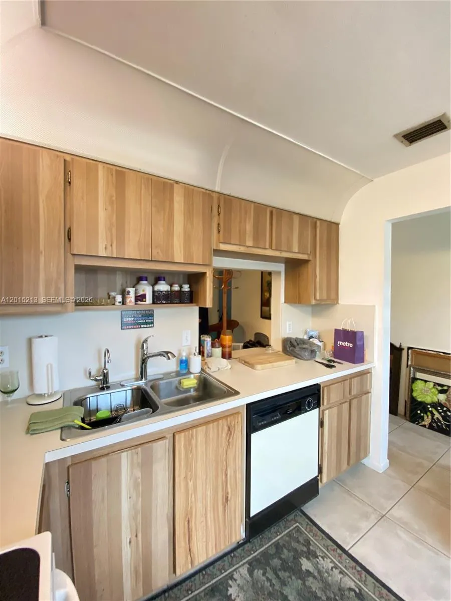 432 Bennington Ln # 432, Lake Worth FL 33467