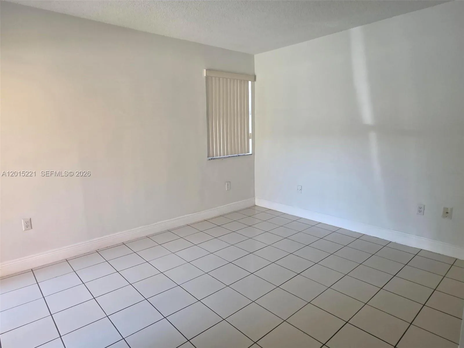556 NW 114th Ave # 101, Sweetwater FL 33172
