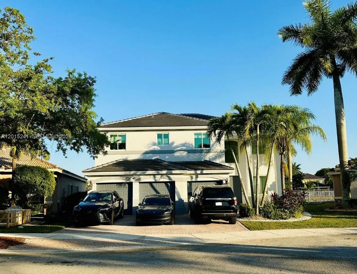 1652 Orchid Bnd, Weston FL 33327