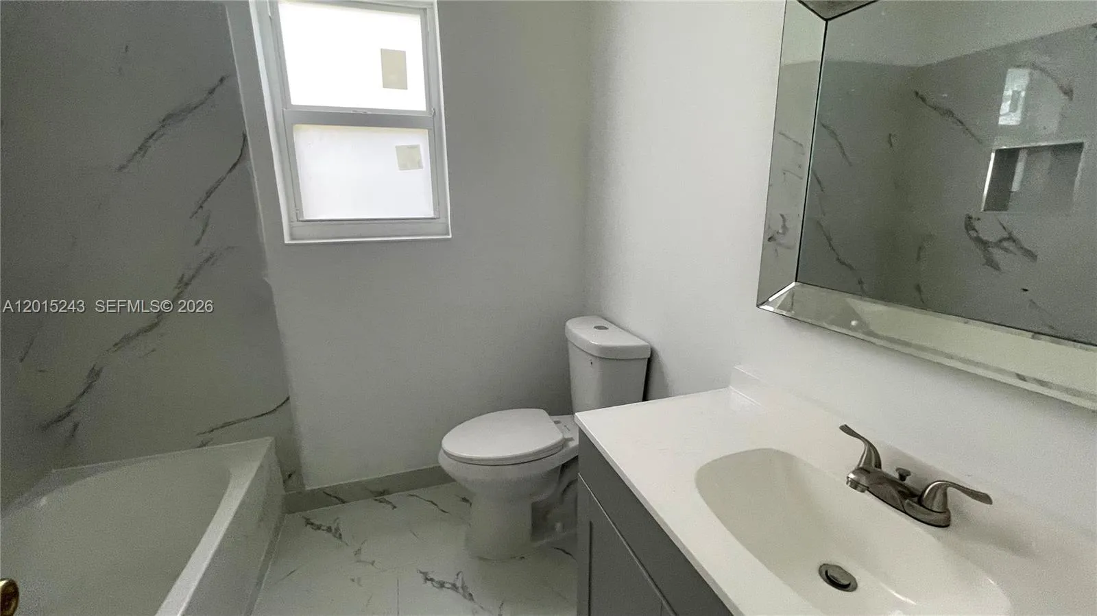 5210 NW 16th St, Lauderhill FL 33313