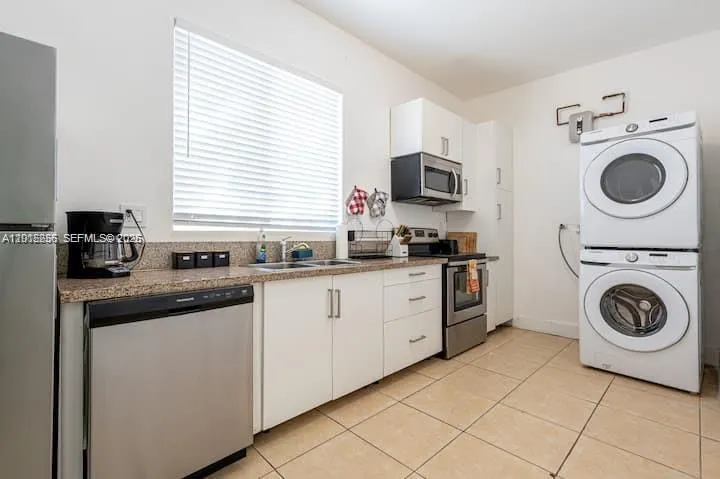 8028 NW 5th Ct Rear, Miami FL 33150