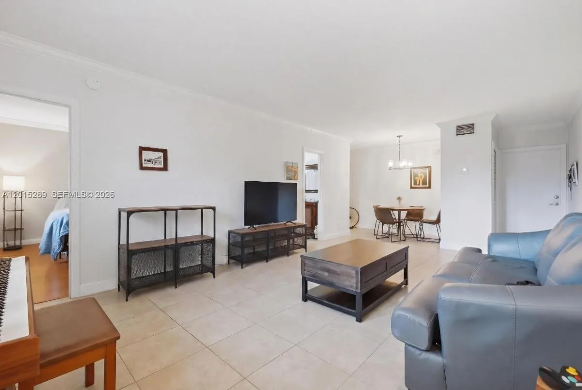 2426 SE 17th Cswy # 303A, Fort Lauderdale FL 33316