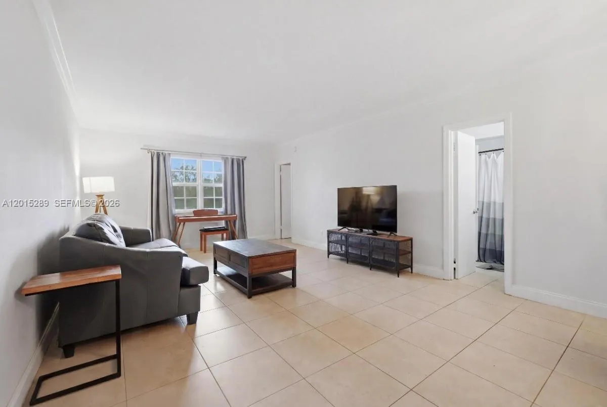 2426 SE 17th Cswy # 303A, Fort Lauderdale FL 33316