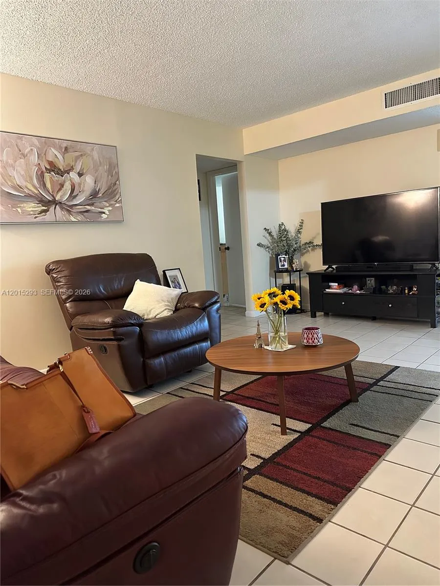 8025 SW 107th Ave # 111, Miami FL 33173