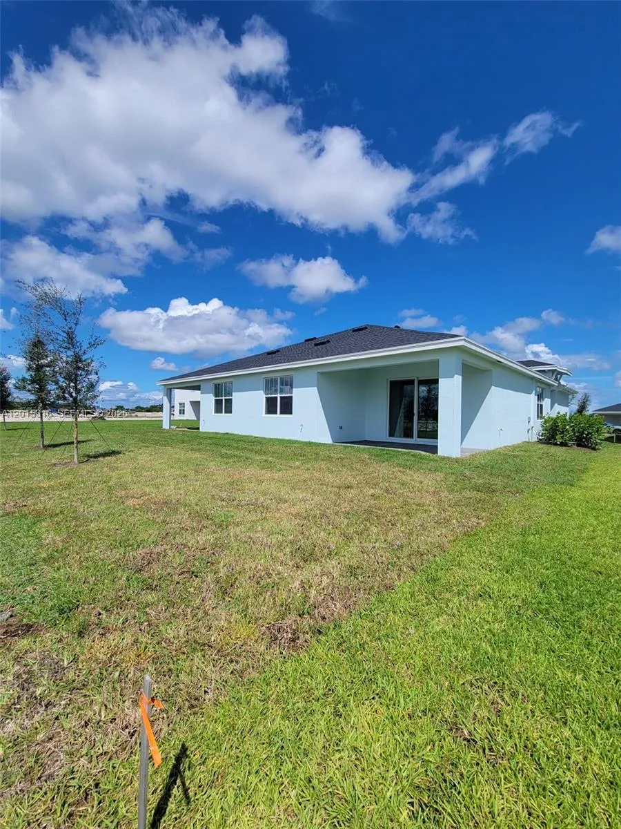 1689 Whistlegrass Ln # 1689, Loxahatchee FL 33470