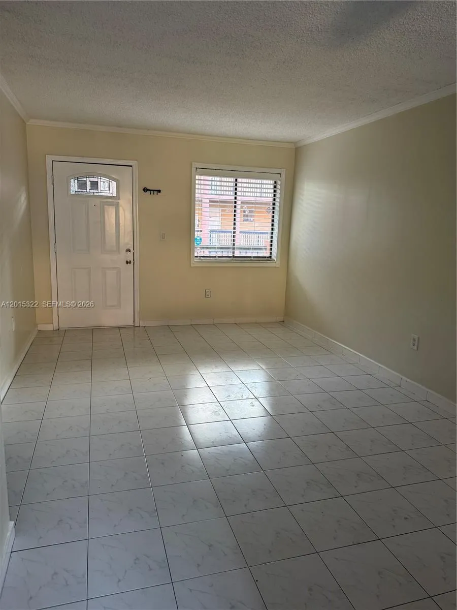 5490 W 21st Ct # 308, Hialeah FL 33016