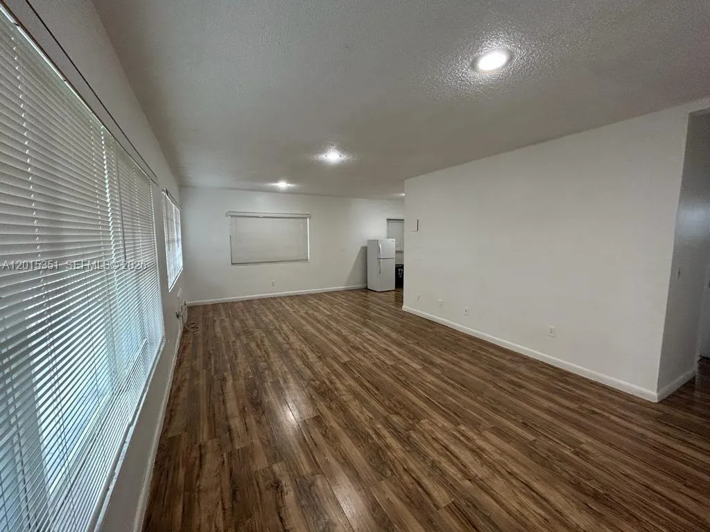 7920 East Dr # 14, North Bay Village FL 33141