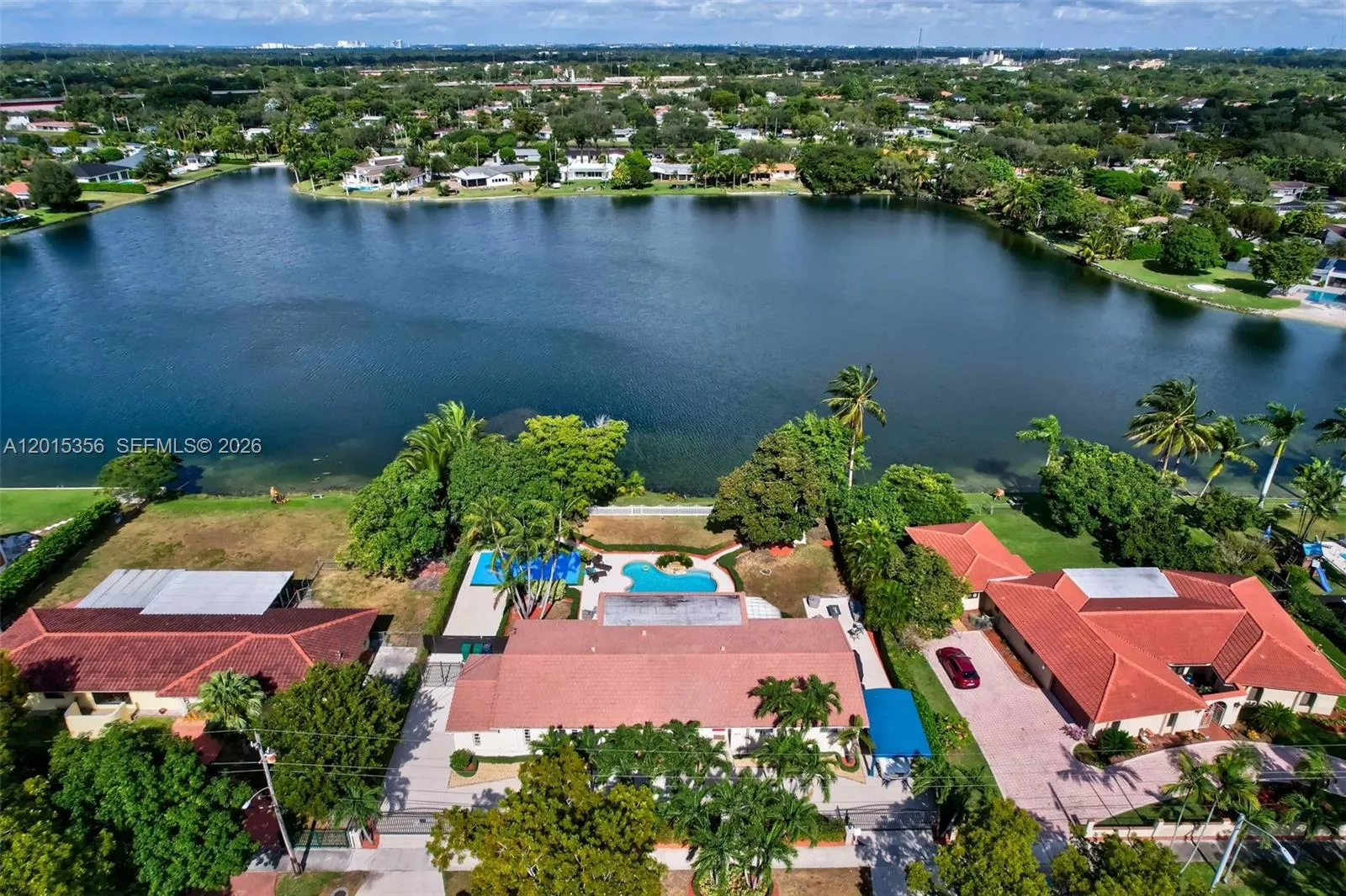 9261 SW 88 st, Miami FL 33176