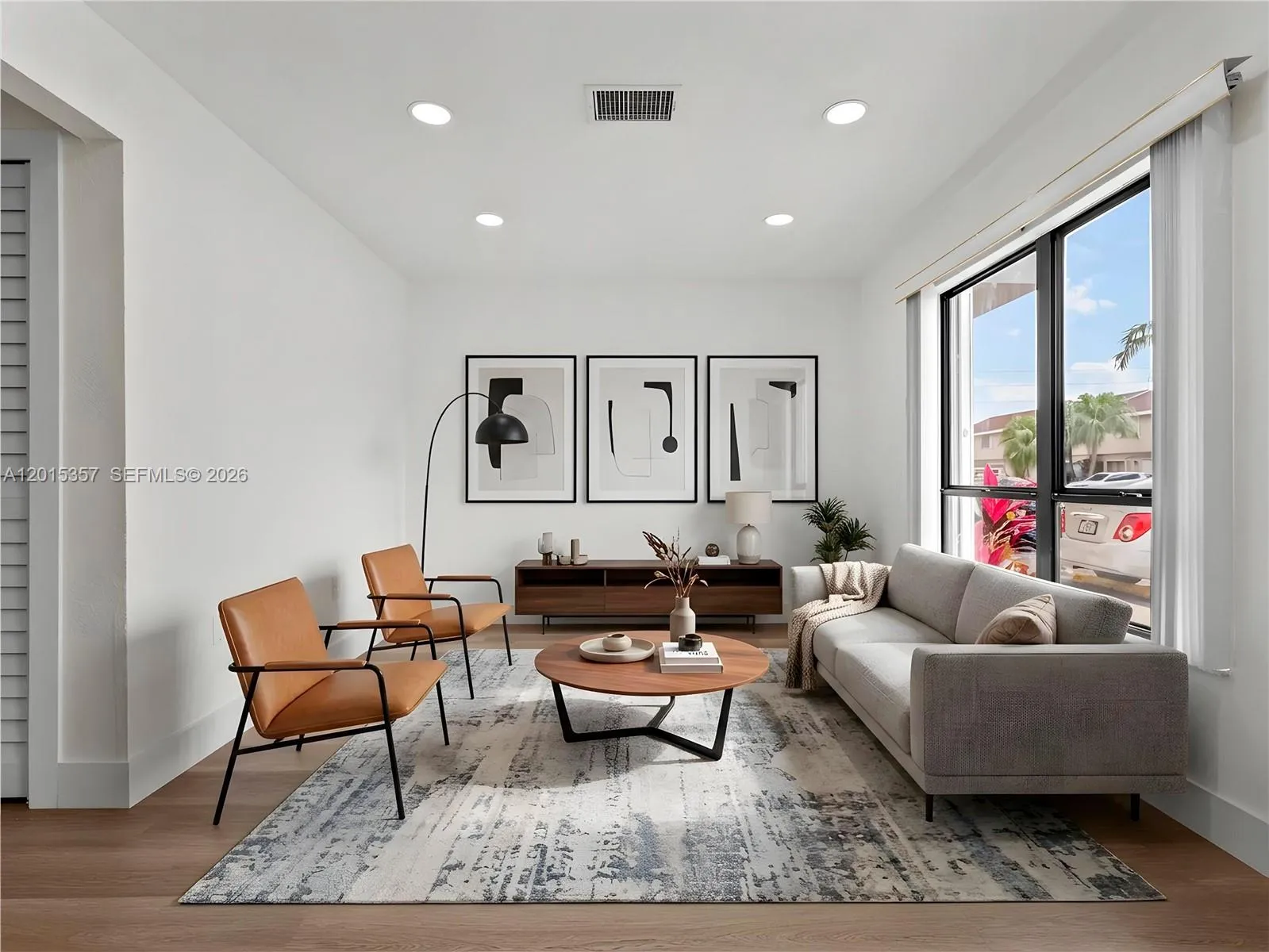 8360 NW 8th St # 2, Miami FL 33126