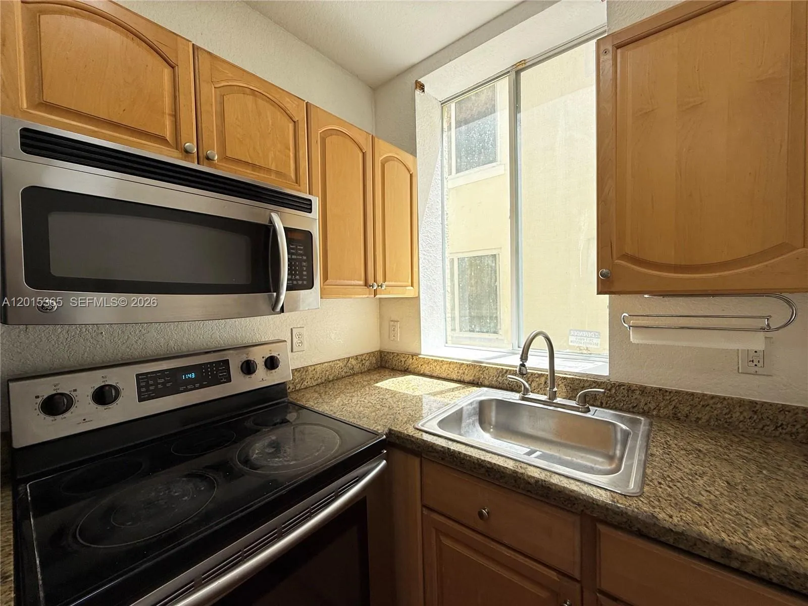 746 SW 2nd St # 1, Miami FL 33130