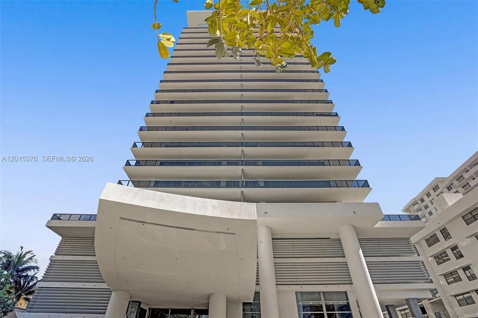 5875 Collins Ave # 1803, Miami Beach FL 33140
